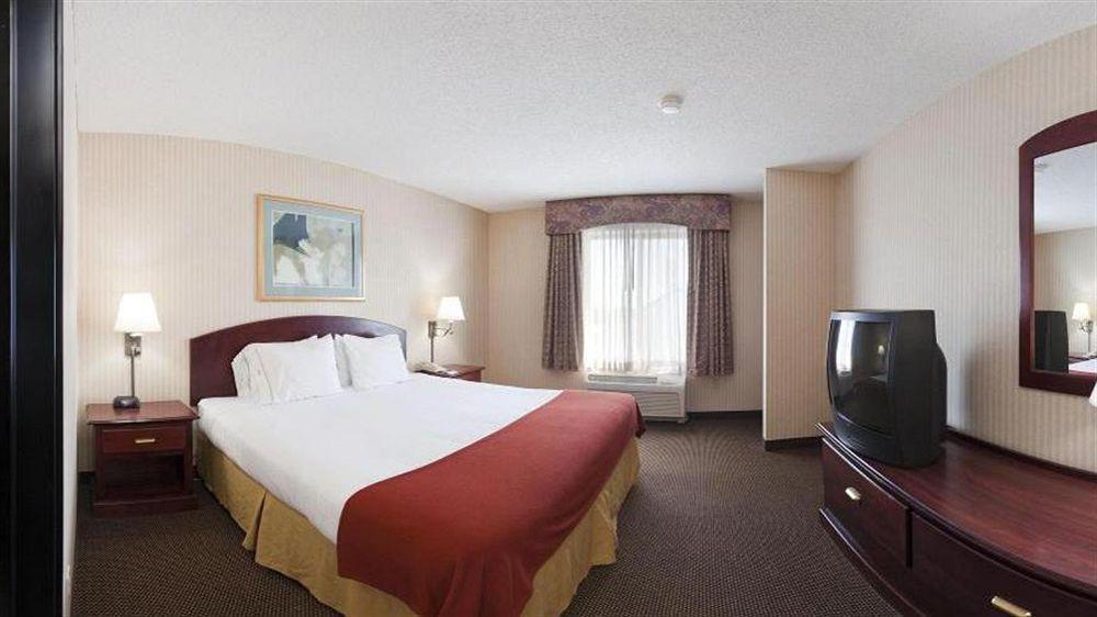 Holiday Inn Express Hutchison By Ihg Hutchinson Extérieur photo
